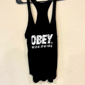 Obey tank